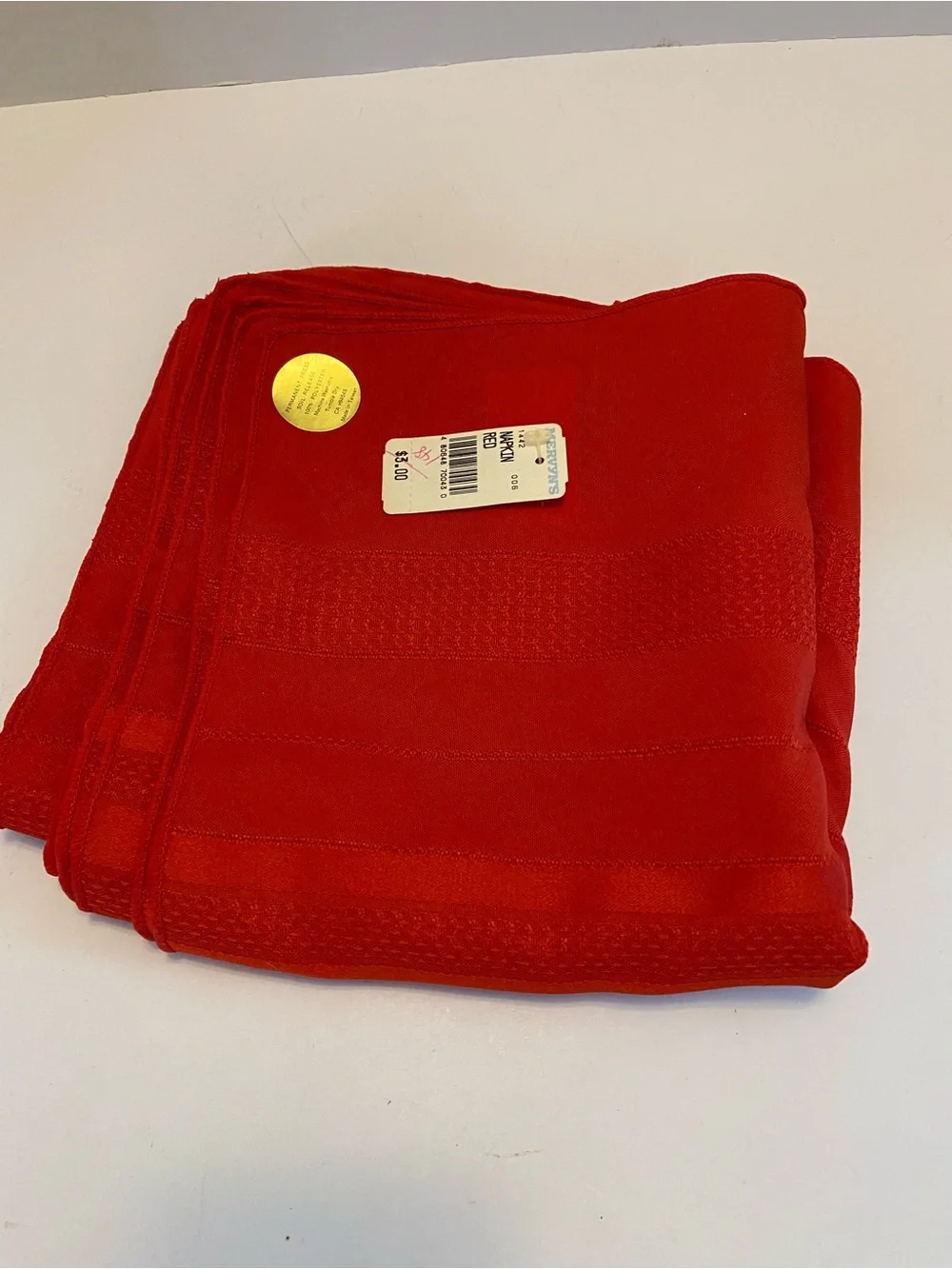 Vtg Fabric Napkins 18x18 Red Permanent Press Soil Release Machine Wash NOS